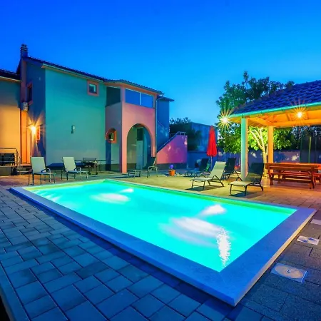 بيت للعطل Marinela